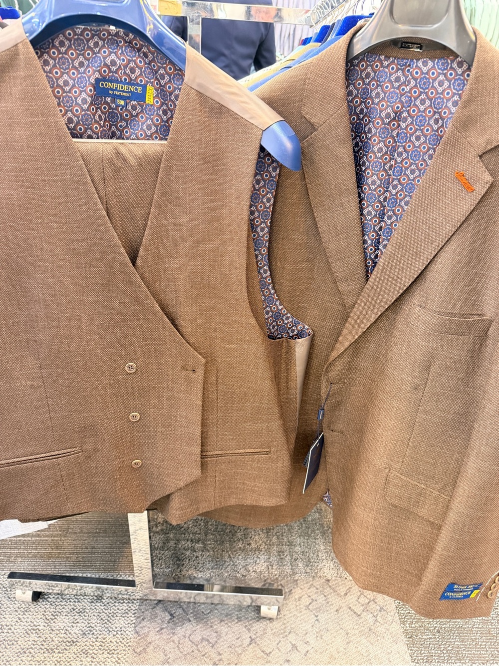 STATE Brown Textured Three-Piece Suit with Patterned Lining